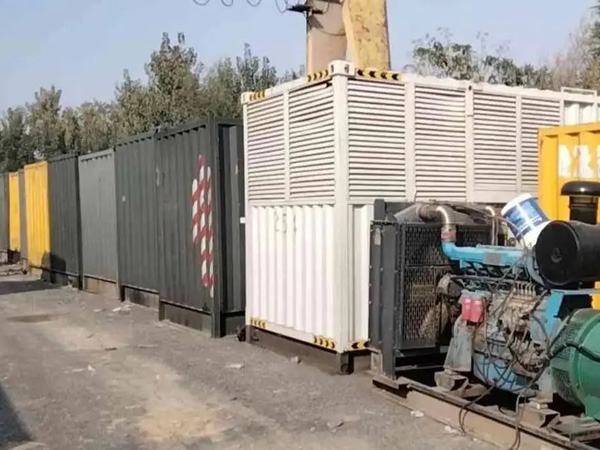 九江200KW柴油发电机机组每小时油耗是多少？